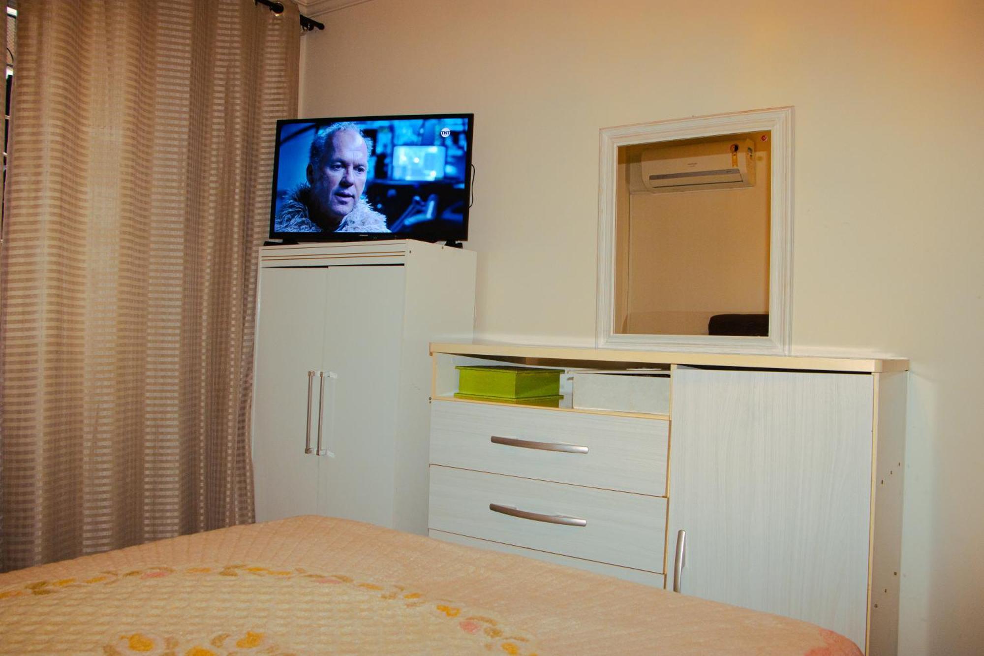 Apartamento 6 Pessoas - Proximo Ao Mar - Wi-fi - Netflix - 2tvs Smart *