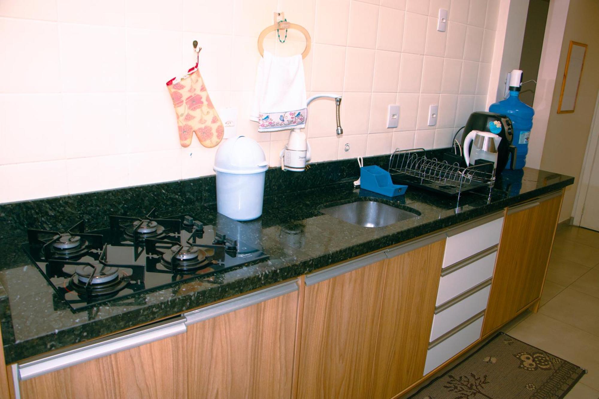 Apartamento 6 Pessoas - Proximo Ao Mar - Wi-fi - Netflix - 2tvs Smart